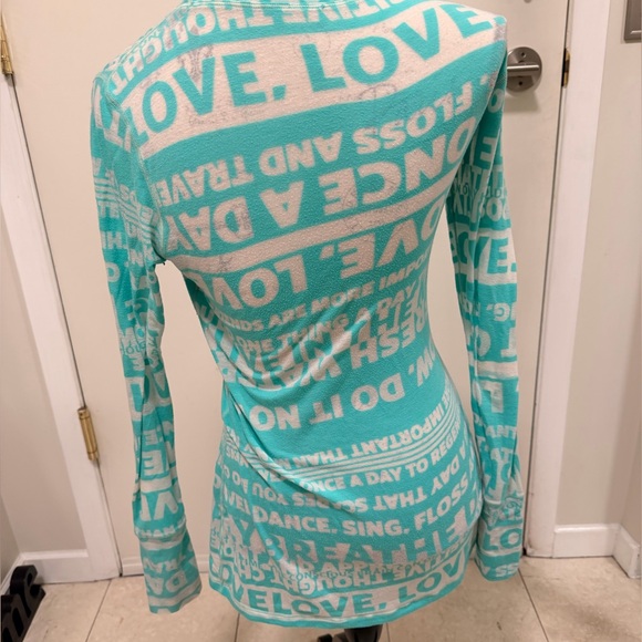 lululemon athletica Teal Manifesto Long Sleeve Top - Picture 4 of 8